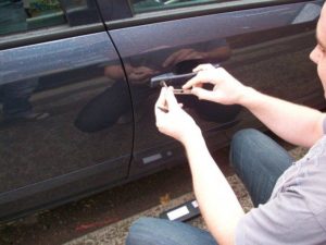 Automotive Locksmiths and Lock Out Services